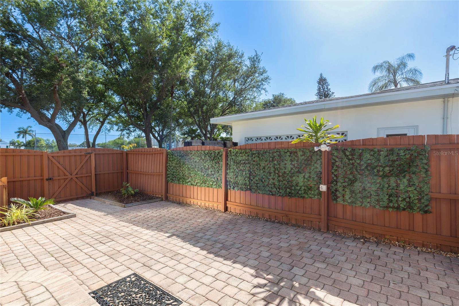 BEACHAVEN RESUB BLK B, LOTS 10 AND 11 - Residential