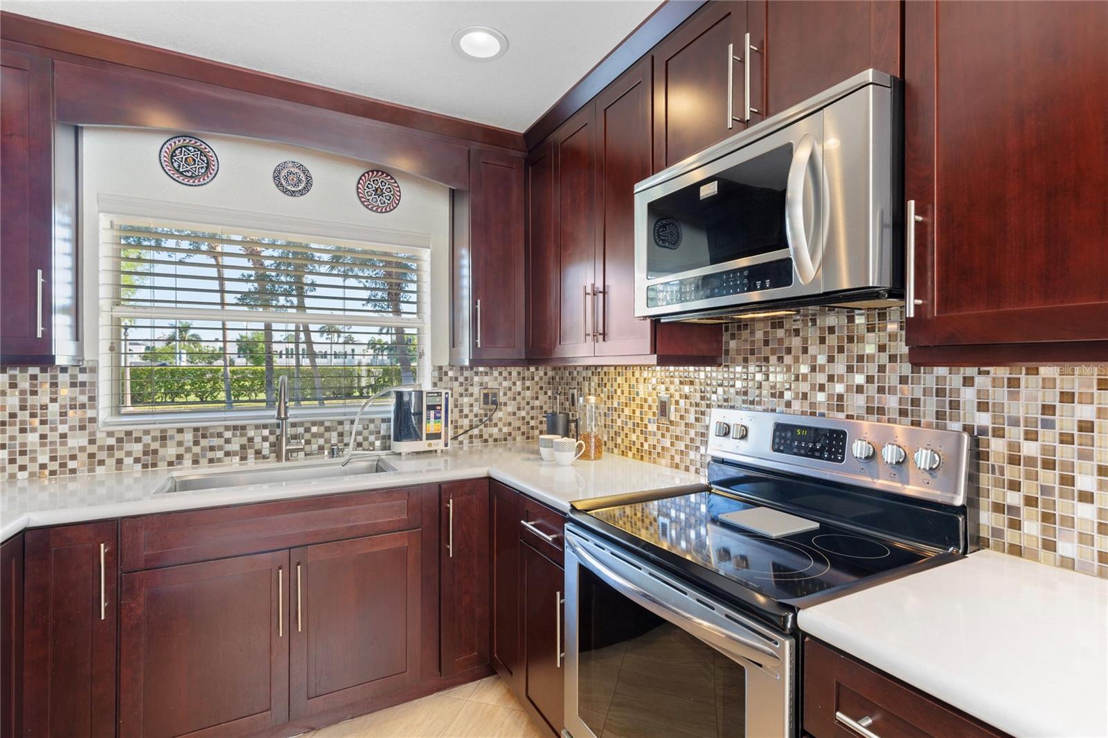 BEACHAVEN RESUB BLK B, LOTS 10 AND 11 - Residential