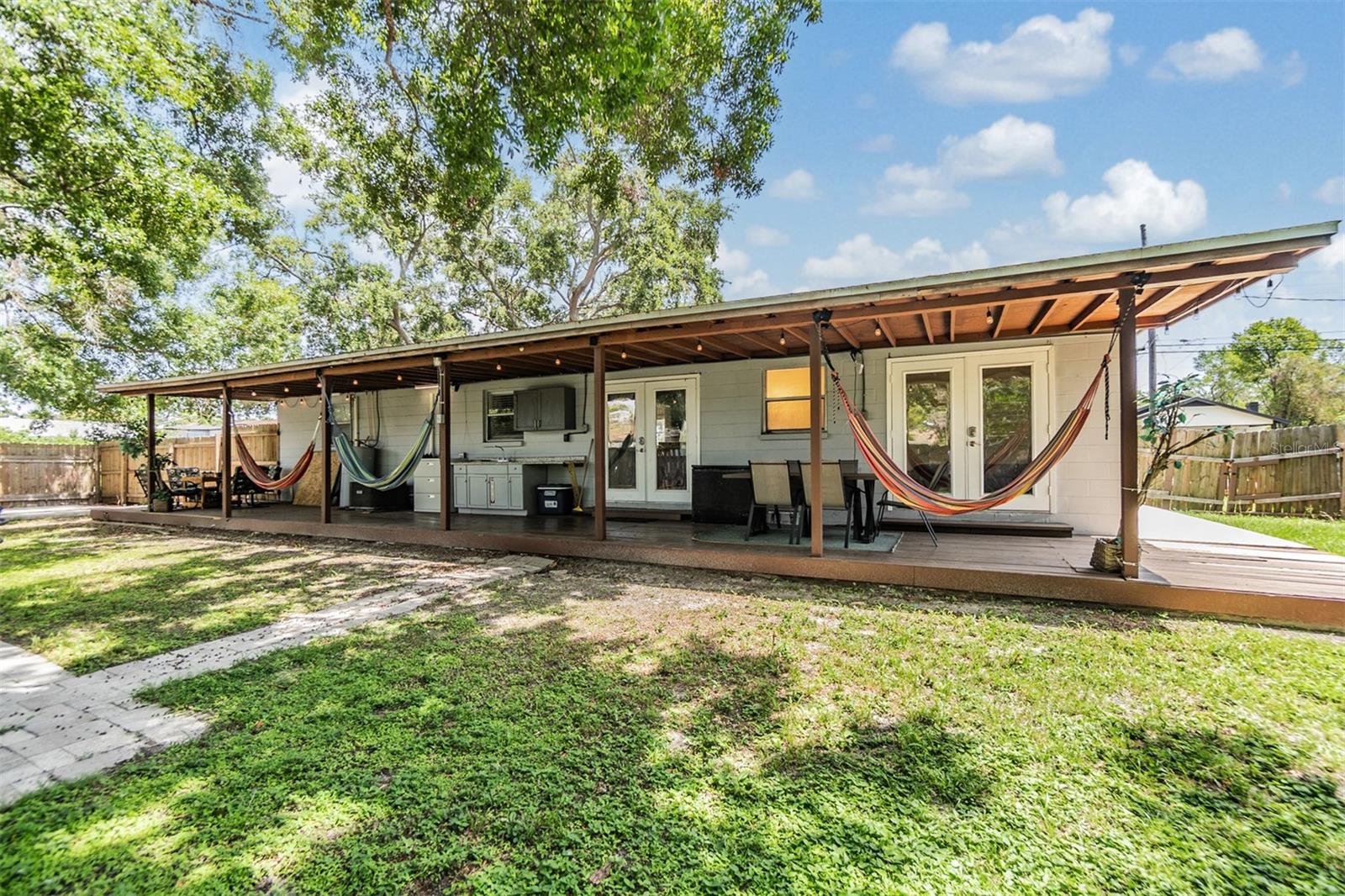 BELVEDERE PARK - Residential Lease