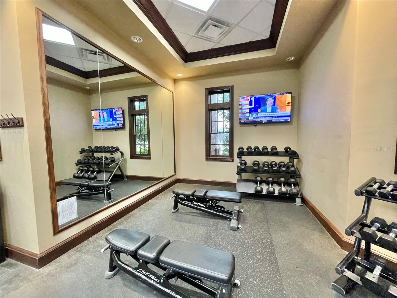 OAKMONT - Residential