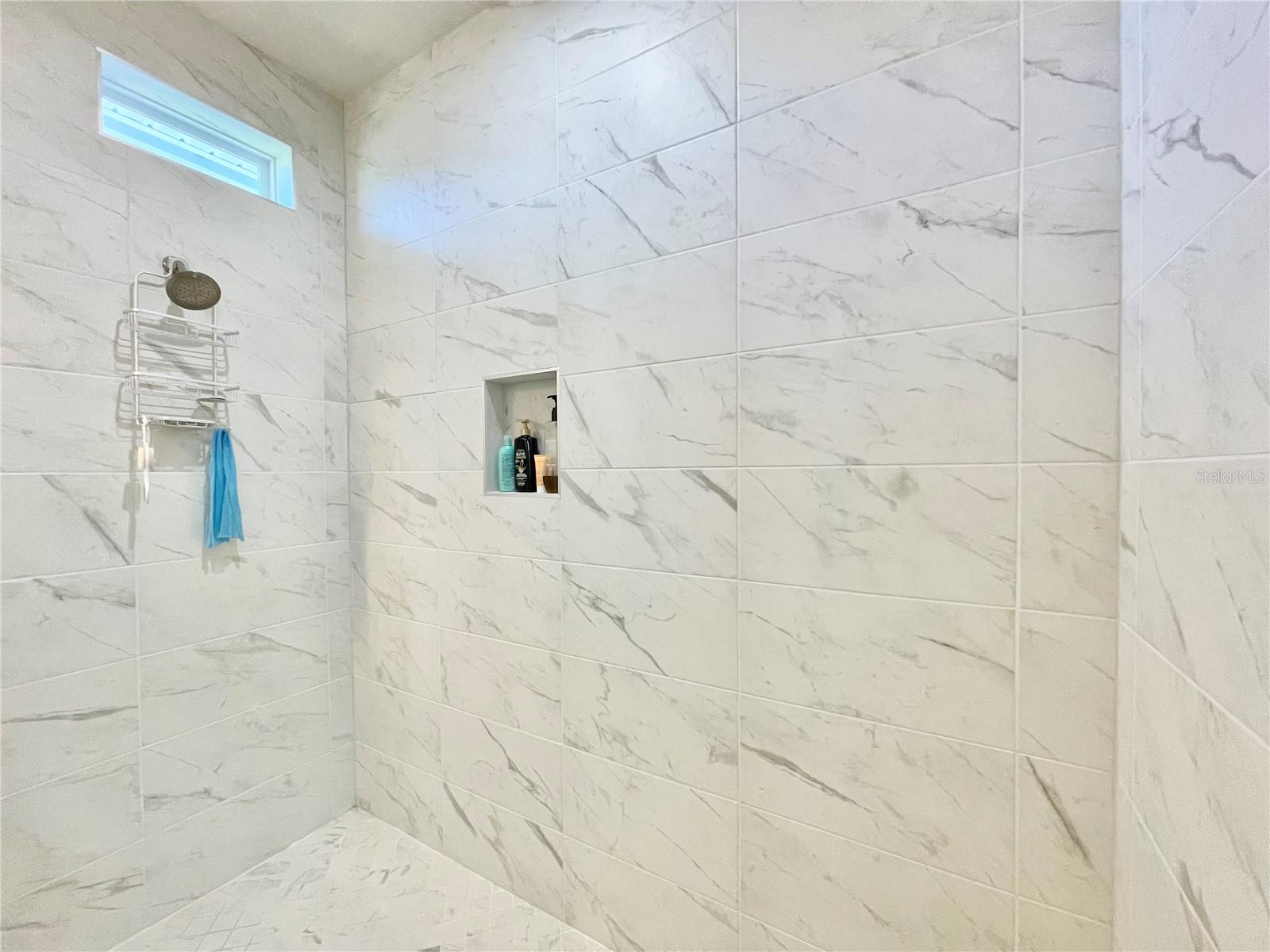 OAKMONT - Residential