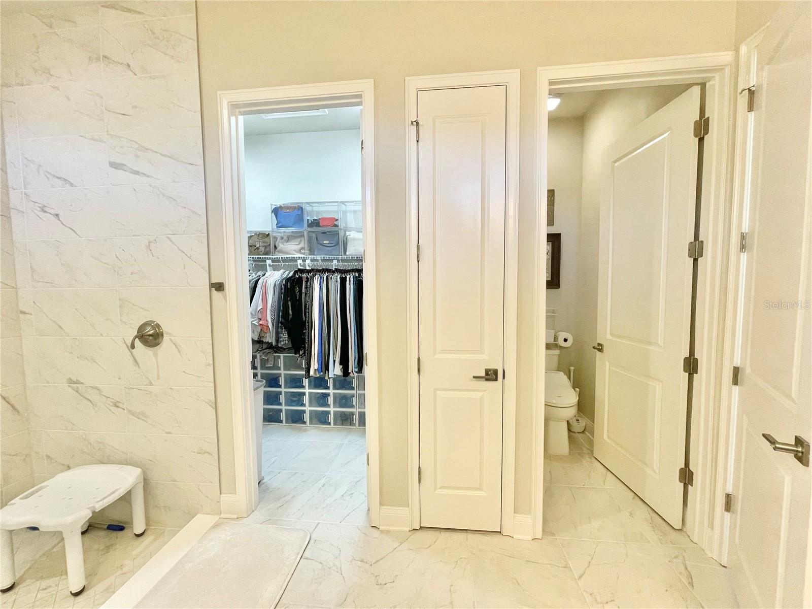 OAKMONT - Residential