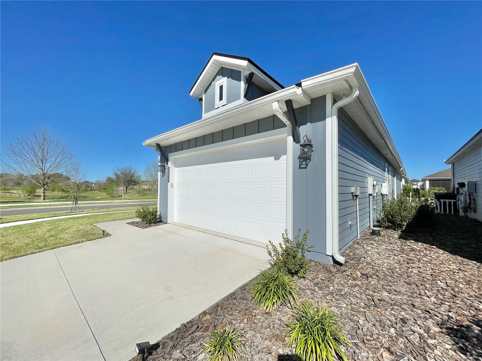 OAKMONT - Residential