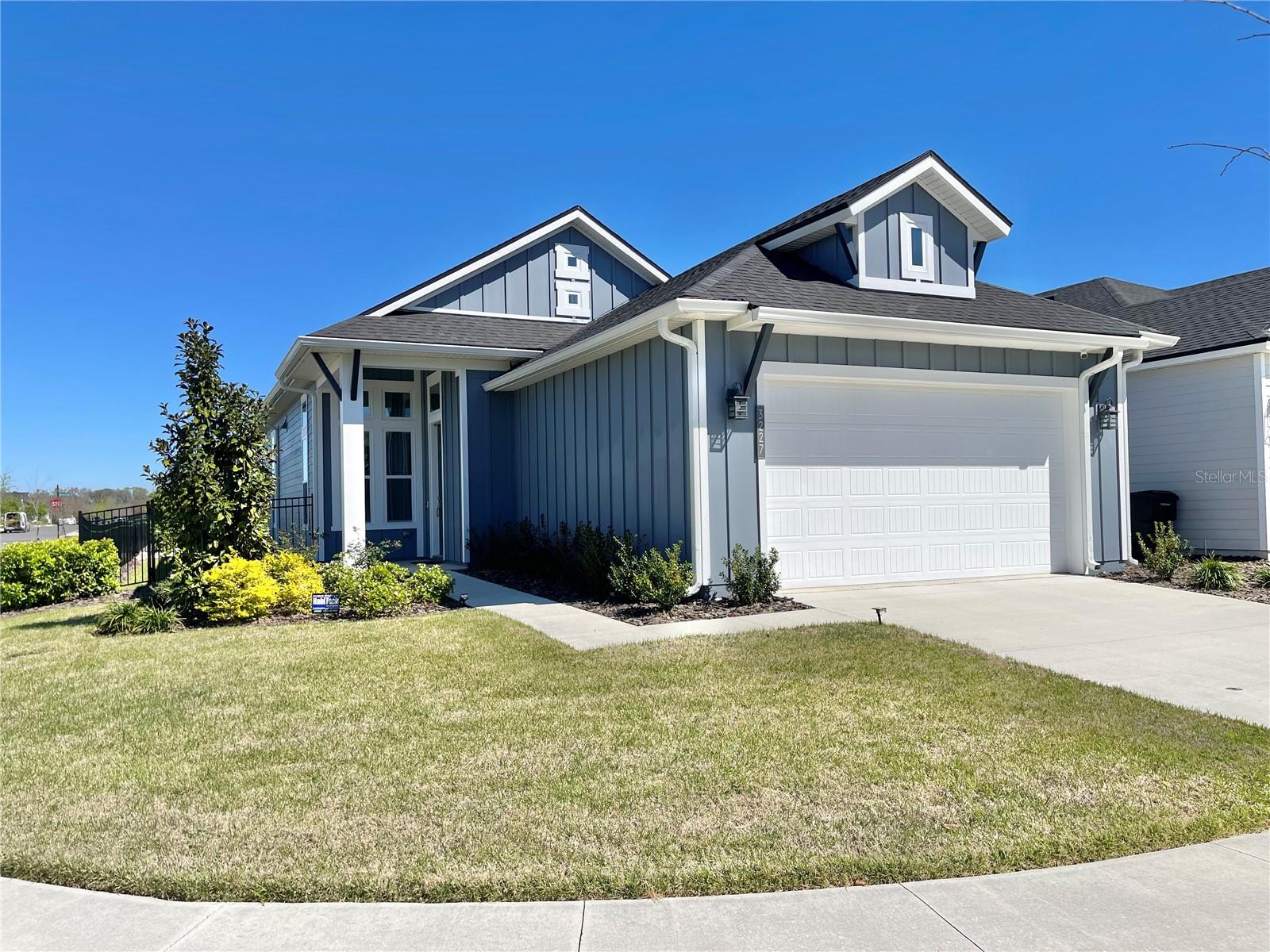 OAKMONT - Residential