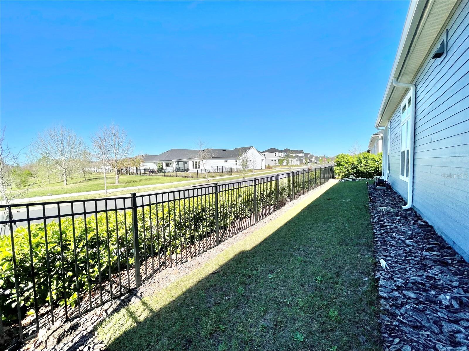 OAKMONT - Residential