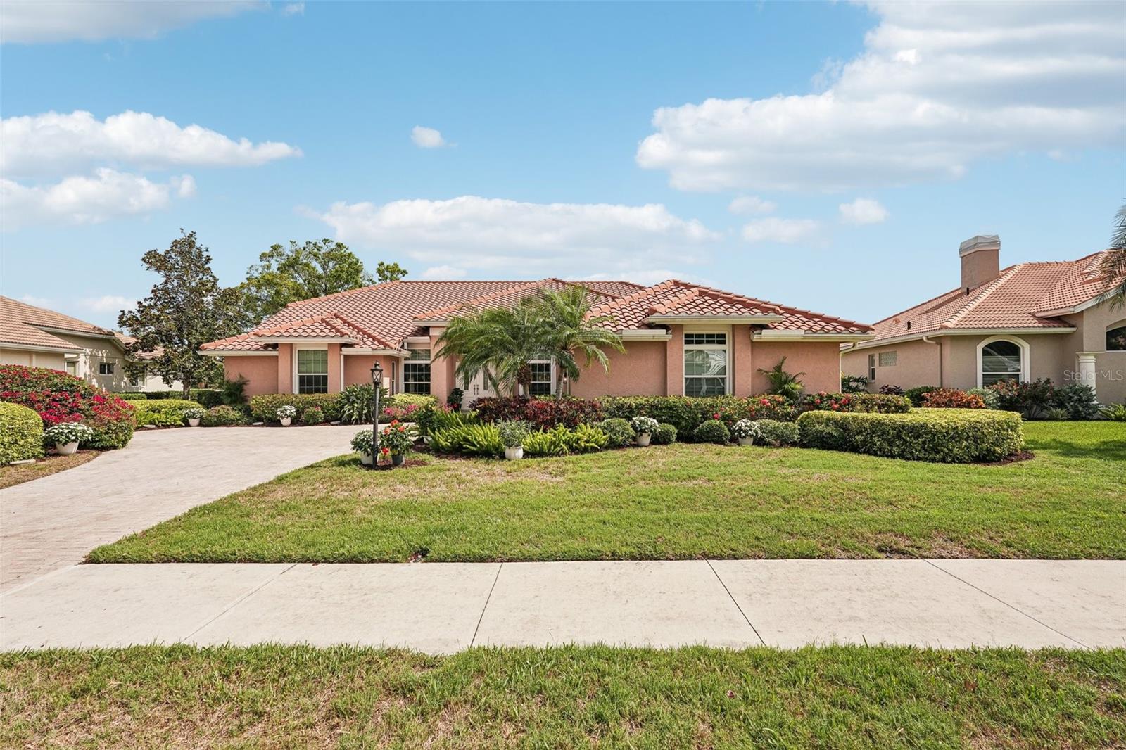 431 FIELDSTONE DRIVE