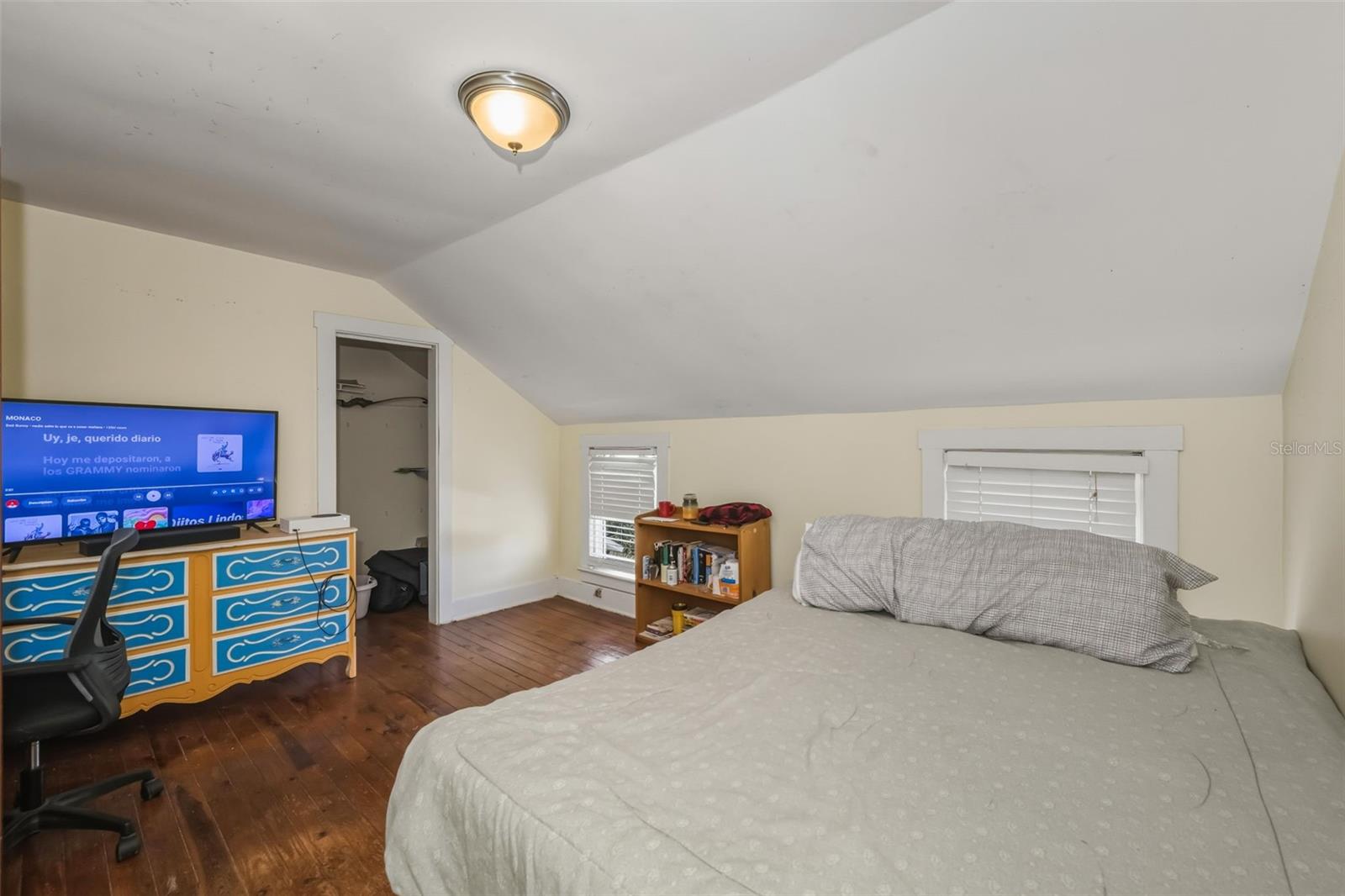 REVISED PLAT/TOWN/NEW PORT RIC - Residential