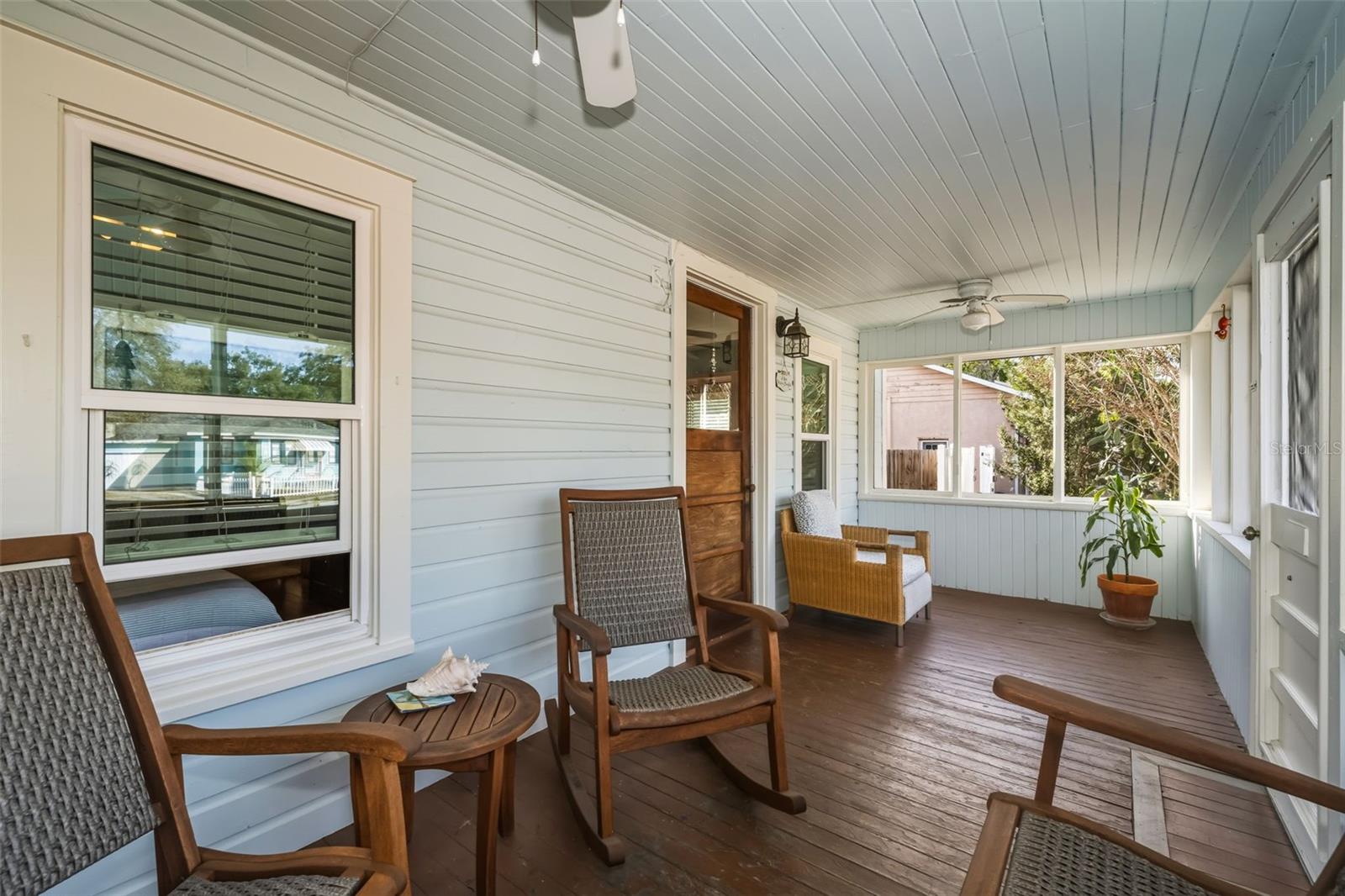 REVISED PLAT/TOWN/NEW PORT RIC - Residential