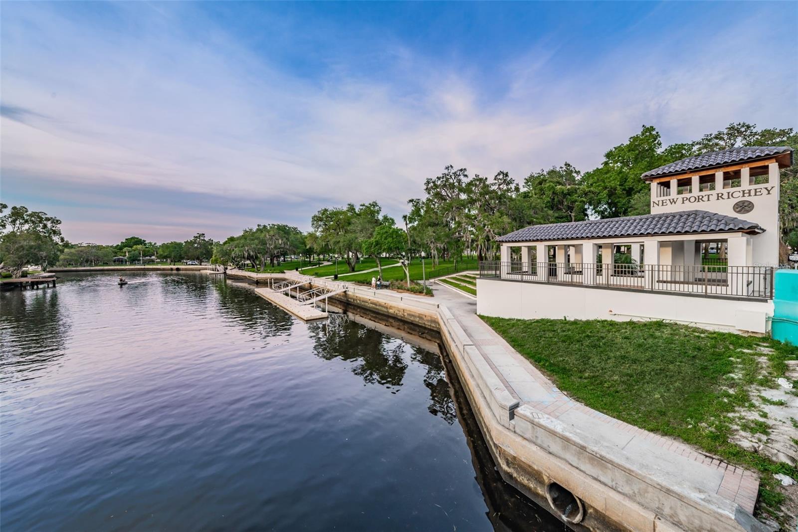 REVISED PLAT/TOWN/NEW PORT RIC - Residential