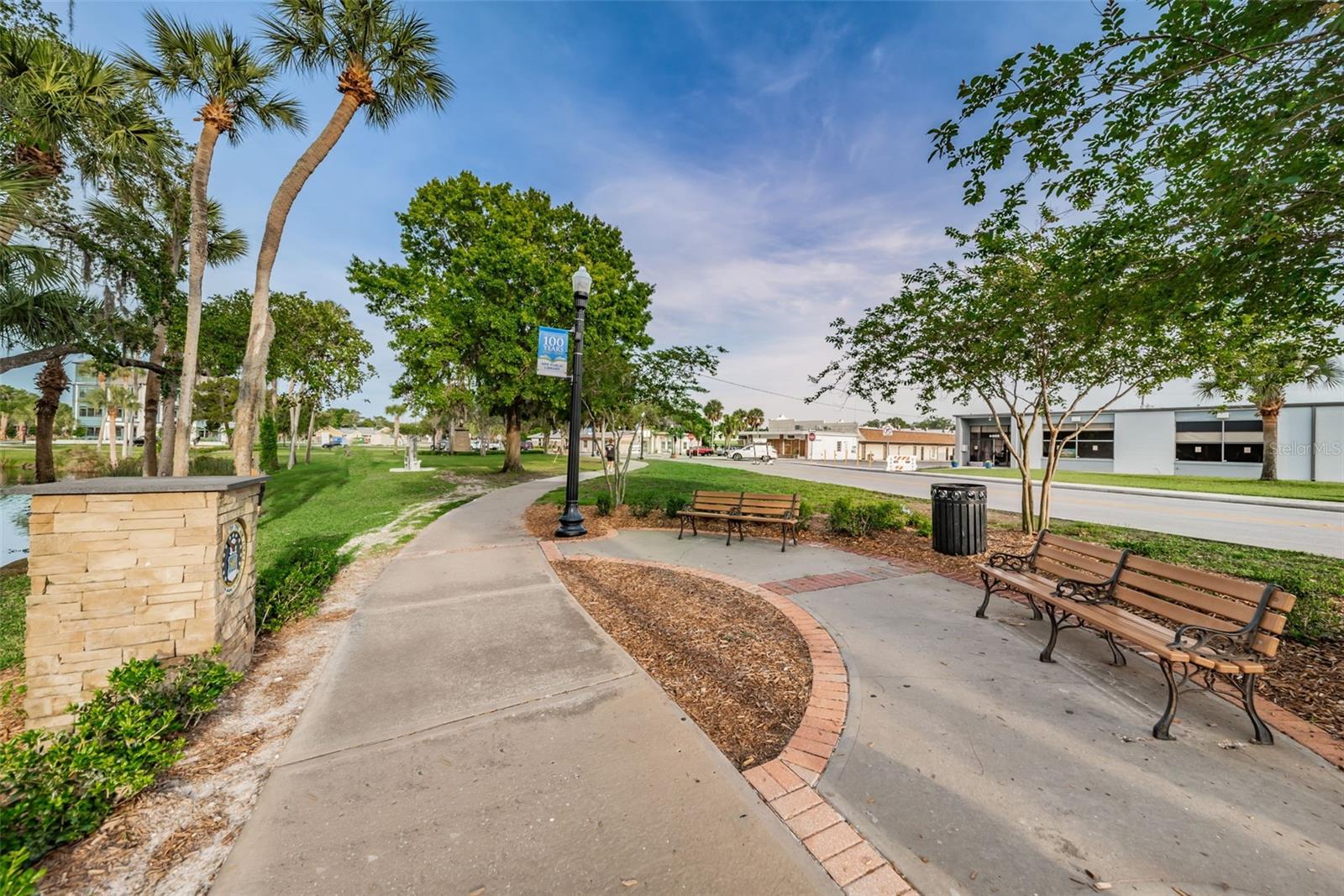 REVISED PLAT/TOWN/NEW PORT RIC - Residential