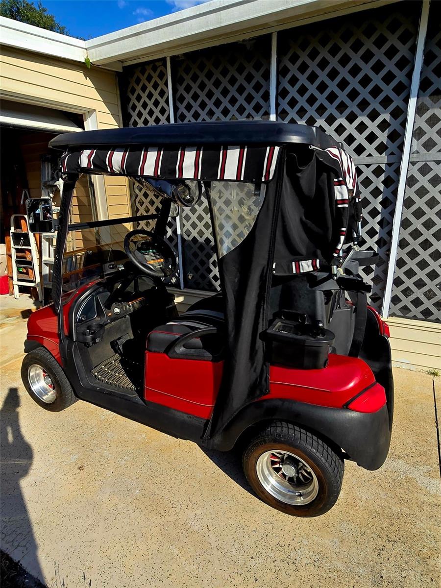 ZELLWOOD STATION - Residential