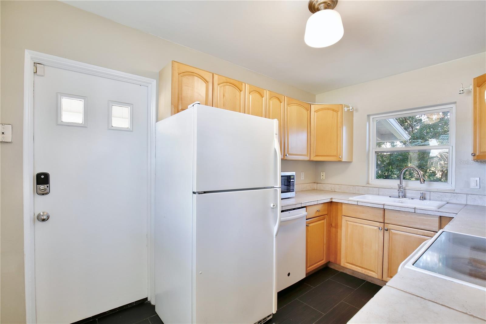 CRYSTAL LAKE TERRACE - Residential