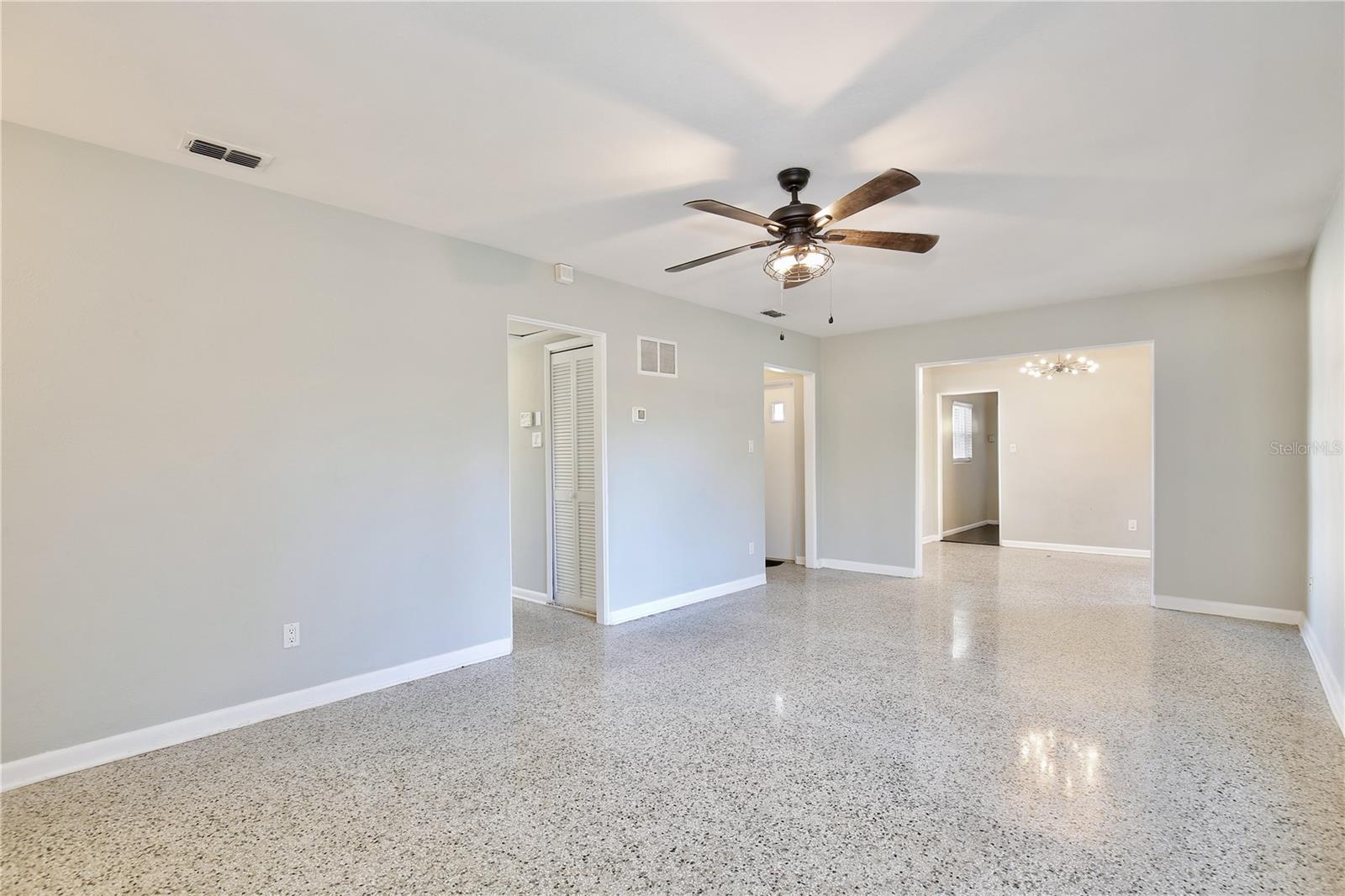 CRYSTAL LAKE TERRACE - Residential