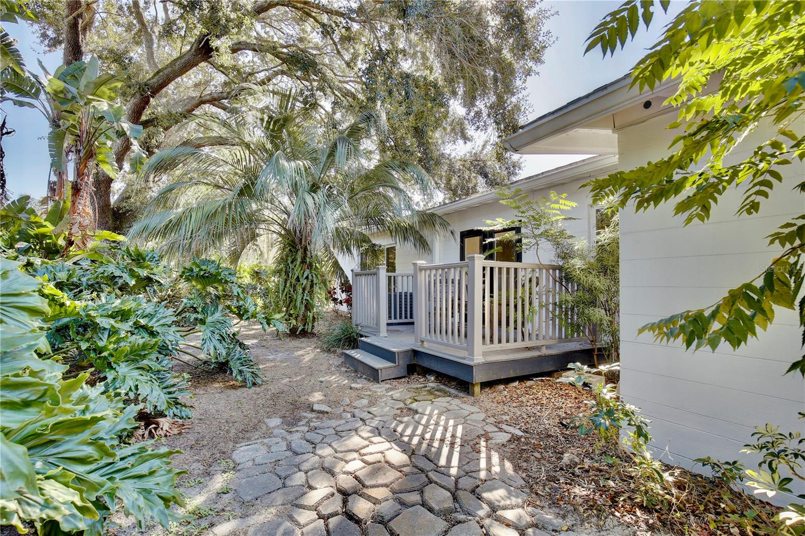 CRYSTAL LAKE TERRACE - Residential