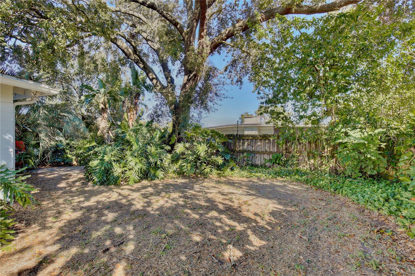 CRYSTAL LAKE TERRACE - Residential