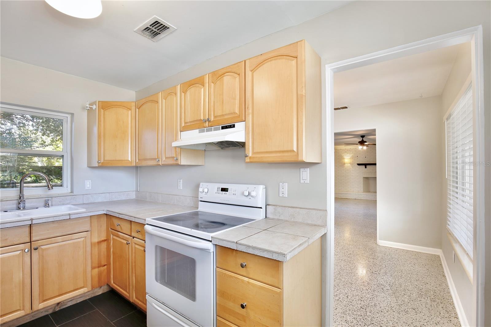 CRYSTAL LAKE TERRACE - Residential