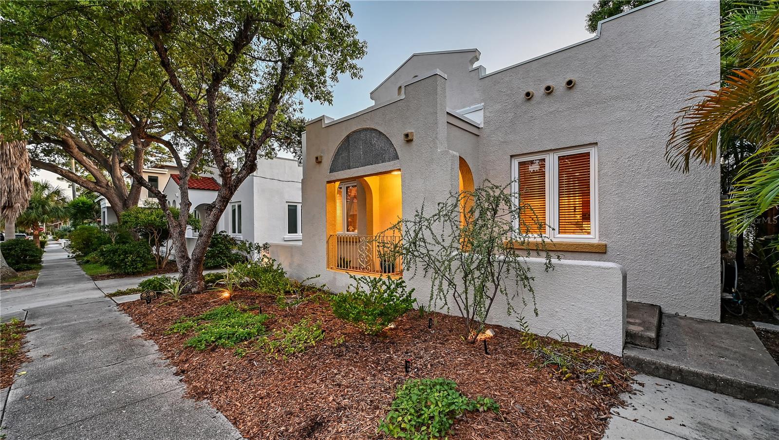 512 MADISON COURT