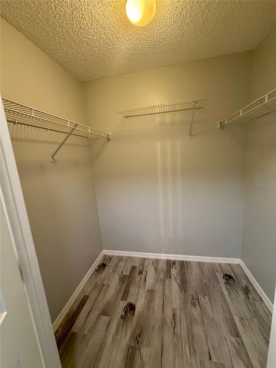 HAWTHORNE OAKS PH 02 44/147 - Residential Lease