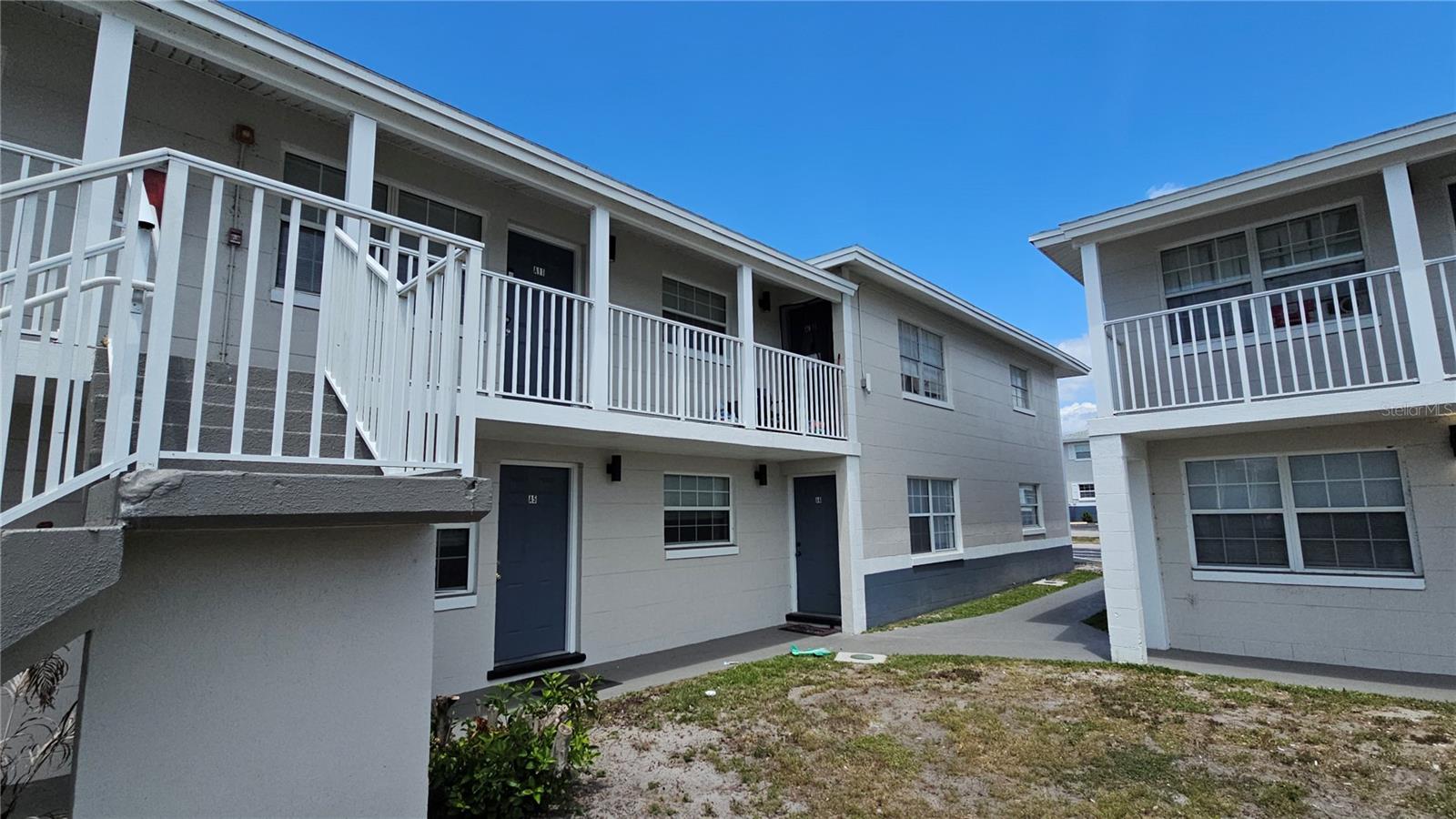 MOUNT DORA MOUNT DORA COMMONS CONDO - Residential