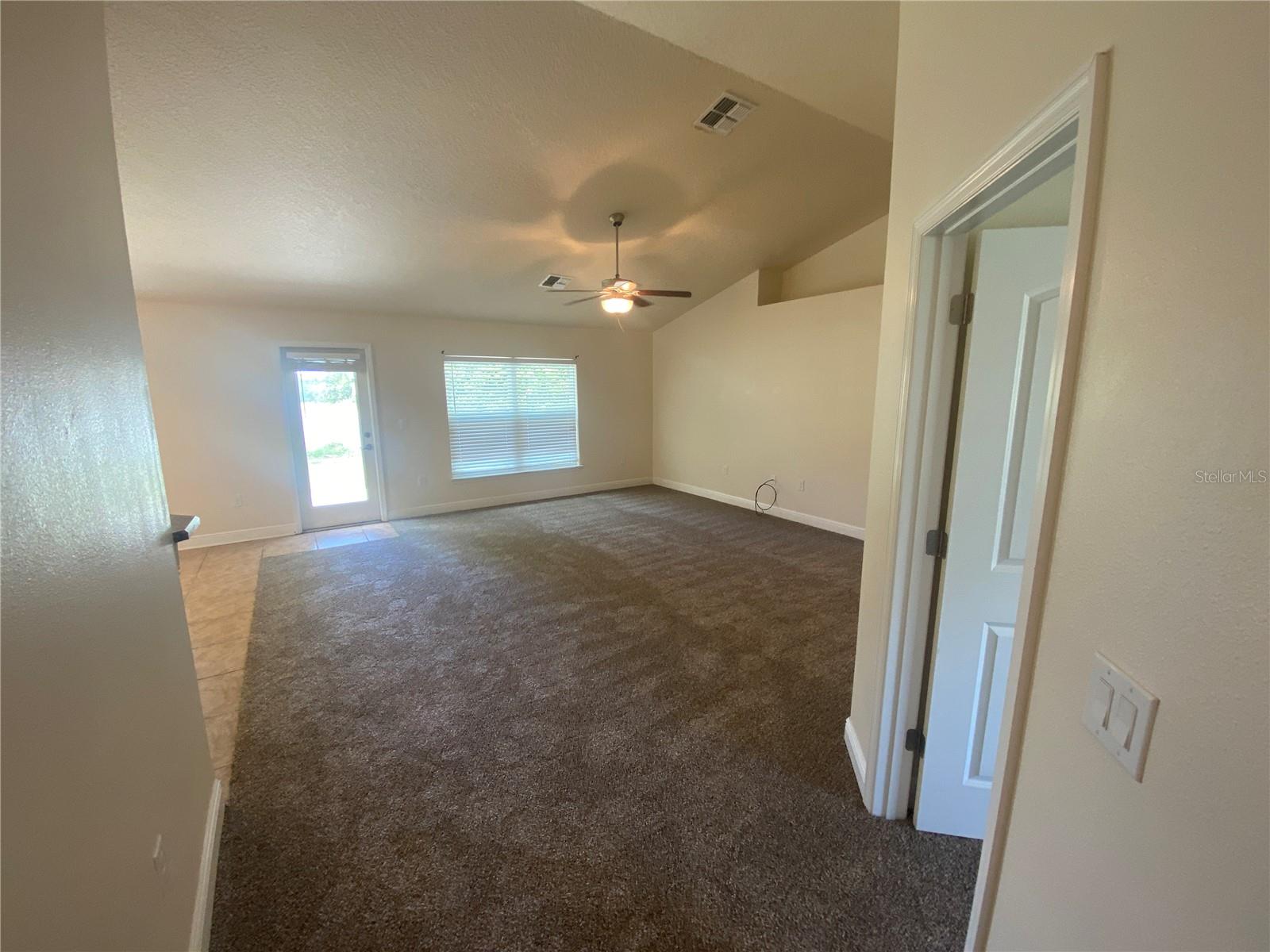 LEESBURG ASHTON WOODS - Residential Lease