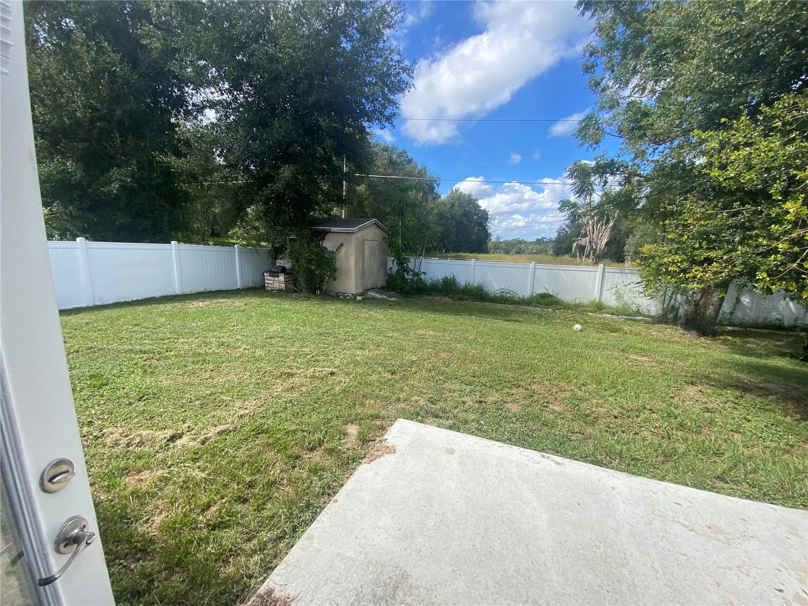 LEESBURG ASHTON WOODS - Residential Lease