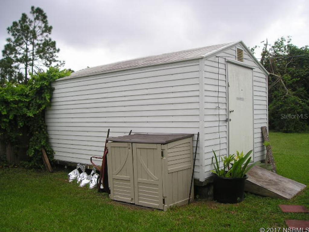 Florida Shores 01 - Residential Income