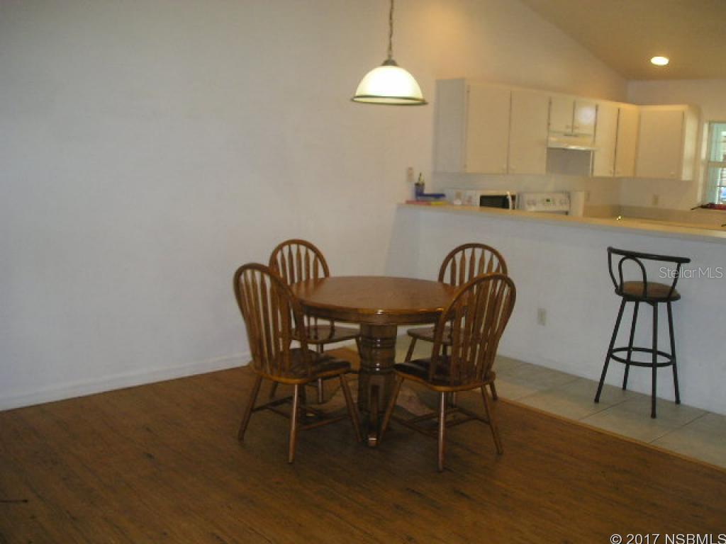 Florida Shores 01 - Residential Income