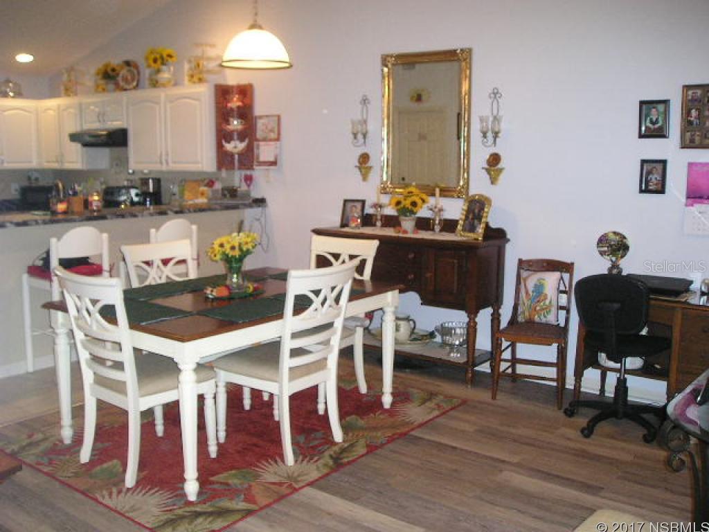 Florida Shores 01 - Residential Income