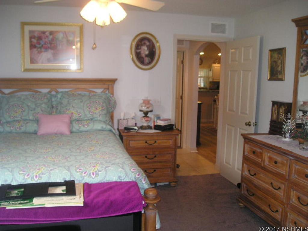 Florida Shores 01 - Residential Income