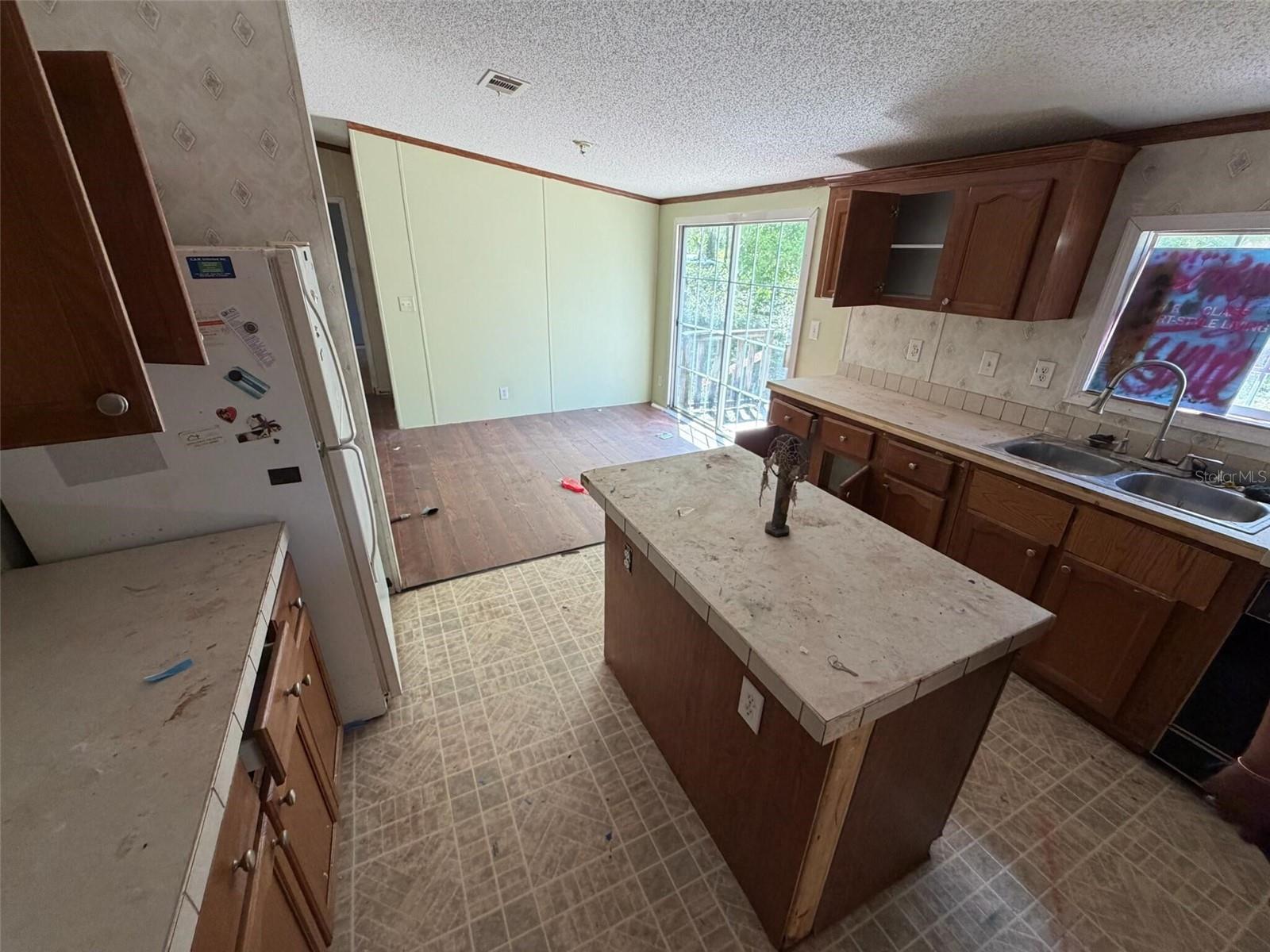 POTTERFIELD GARDEN AC - J - Residential