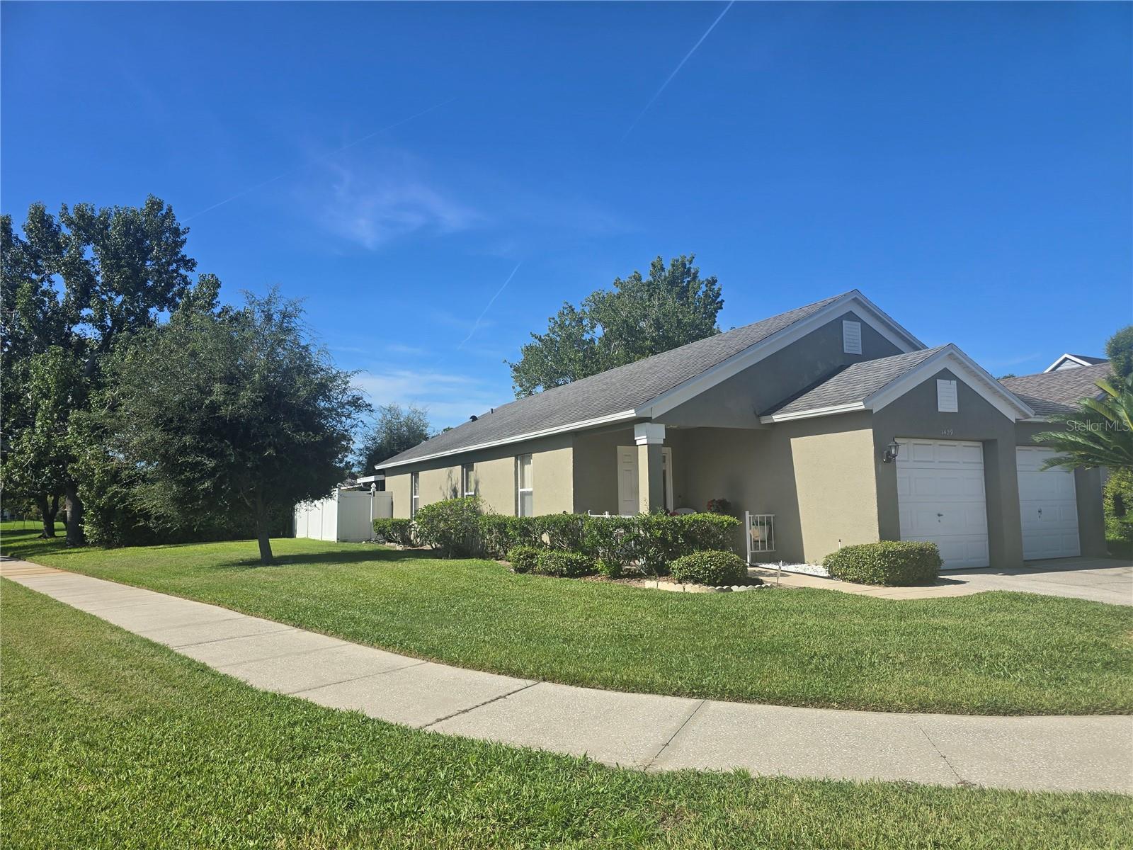 1409 DANIELS COVE DRIVE