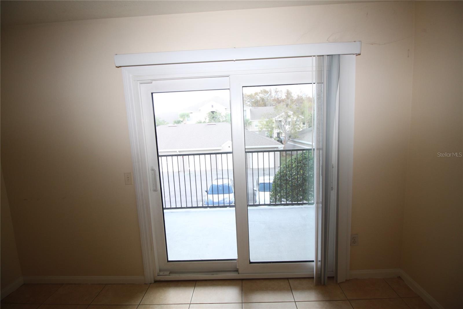 COURTNEY LNDG - Residential Lease