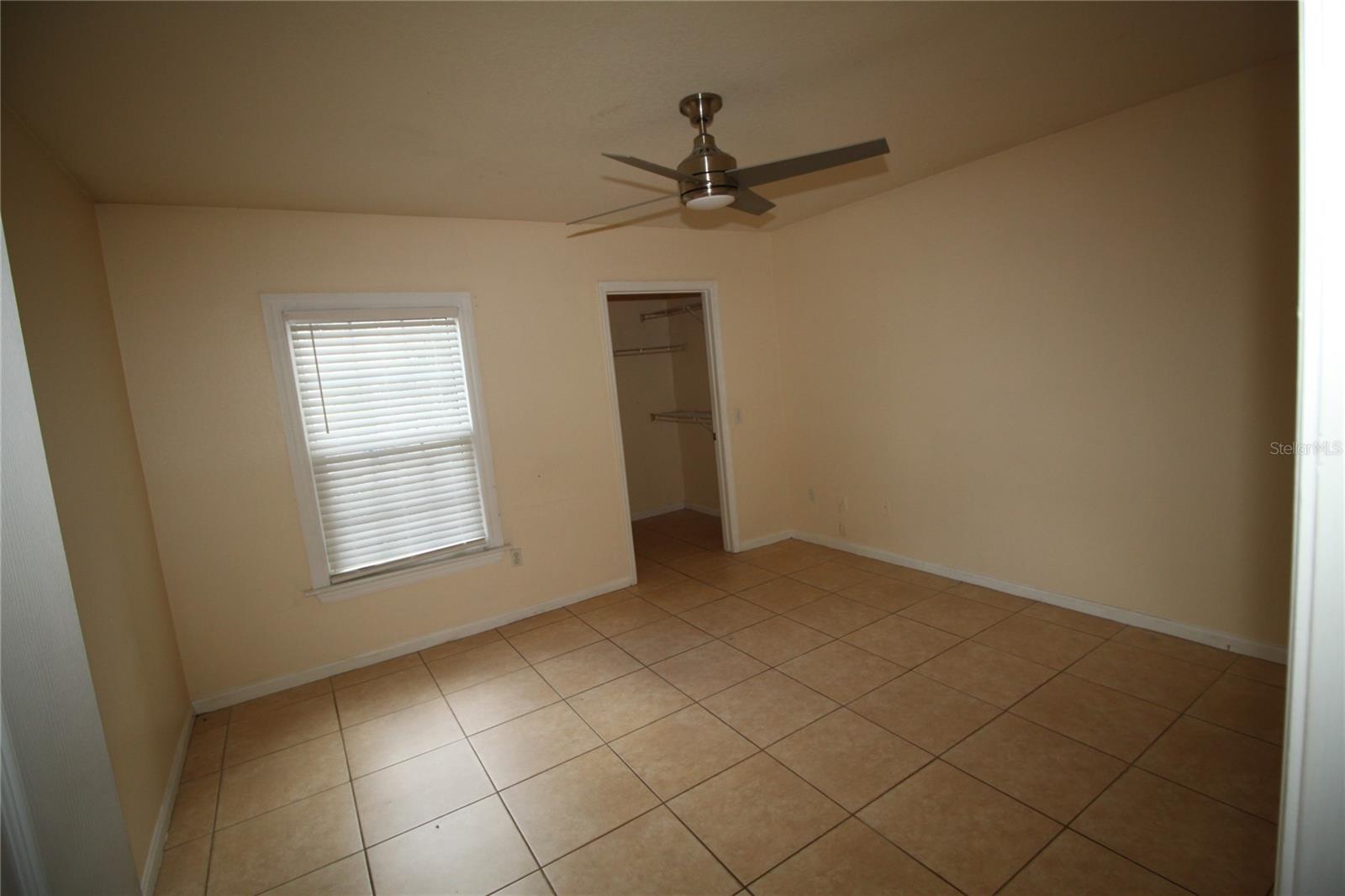 COURTNEY LNDG - Residential Lease