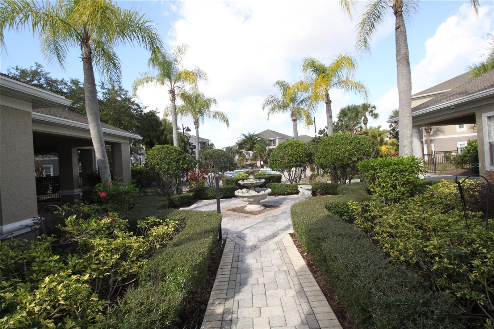 COURTNEY LNDG - Residential Lease