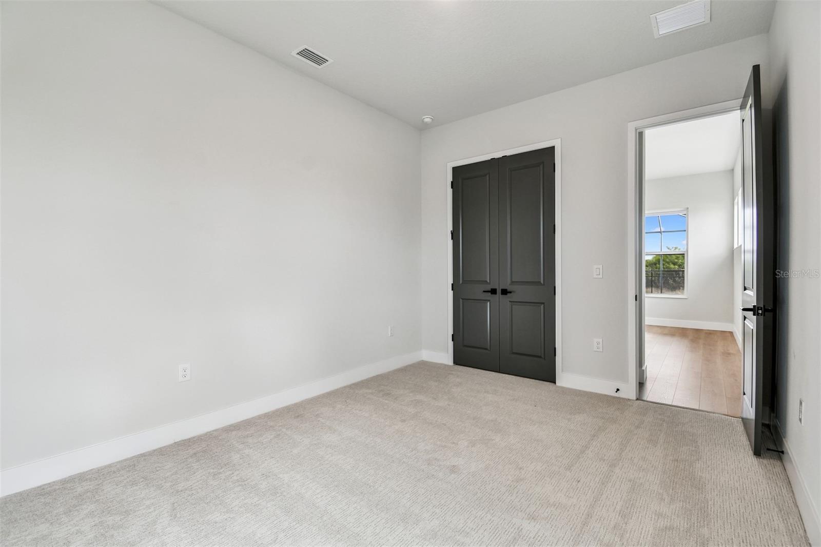 PALMERA AT WELLEN PARK - Residential