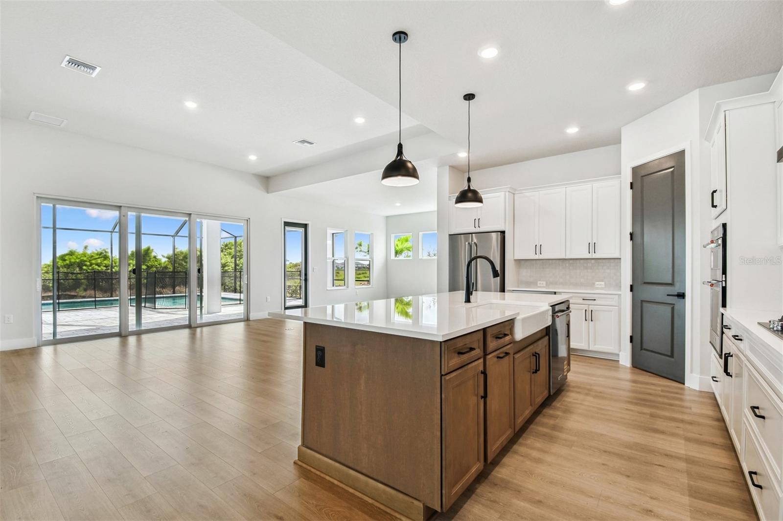 PALMERA AT WELLEN PARK - Residential