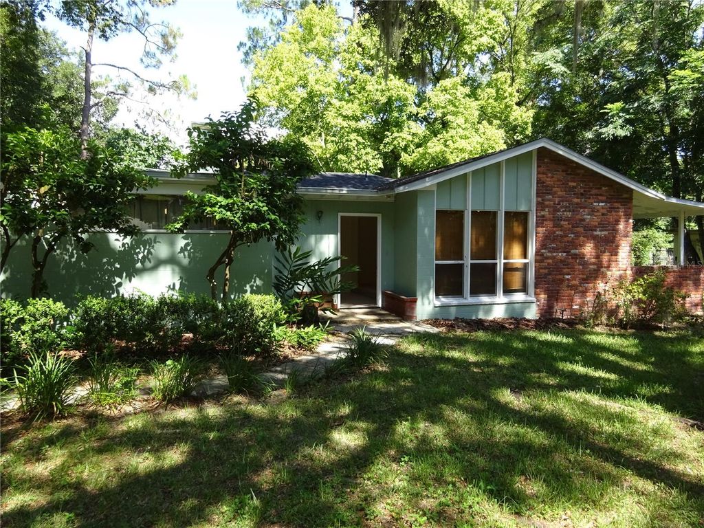 Photo of 217 NW 36th Drive, Gainesville, FL 32607 (MLS # GC535757)