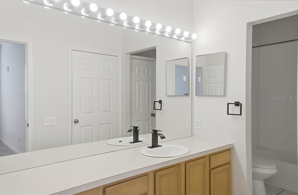 STONEBRIDGE PLACE - Residential Lease