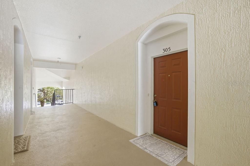 Photo of 3190 Dante Drive #305, Orlando, FL 32835 (MLS # O6393803)