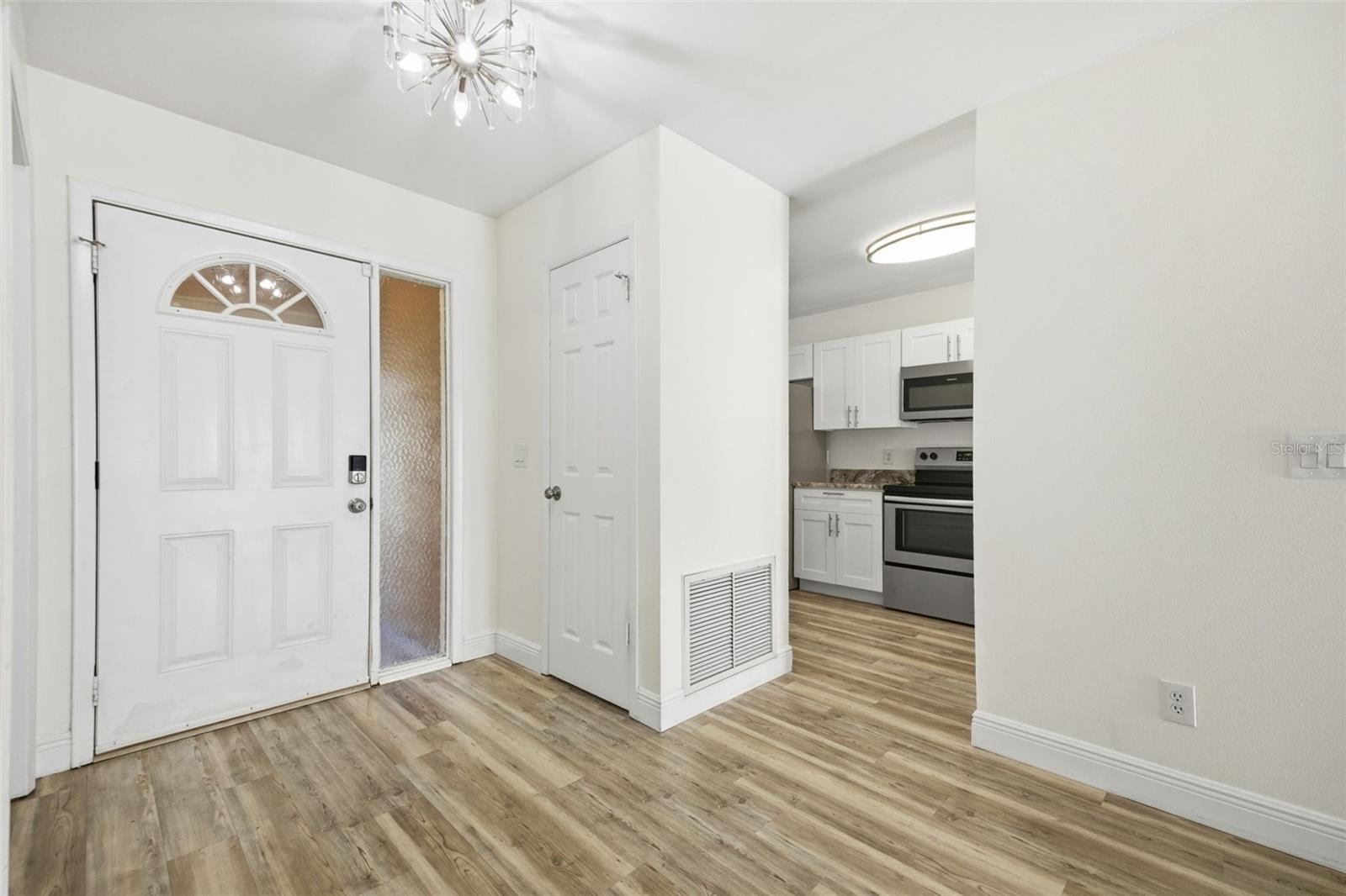 CROSSINGS AT LAKE TARPON - Residential