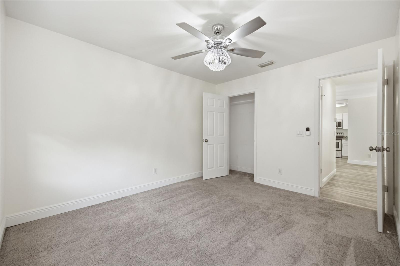 CROSSINGS AT LAKE TARPON - Residential