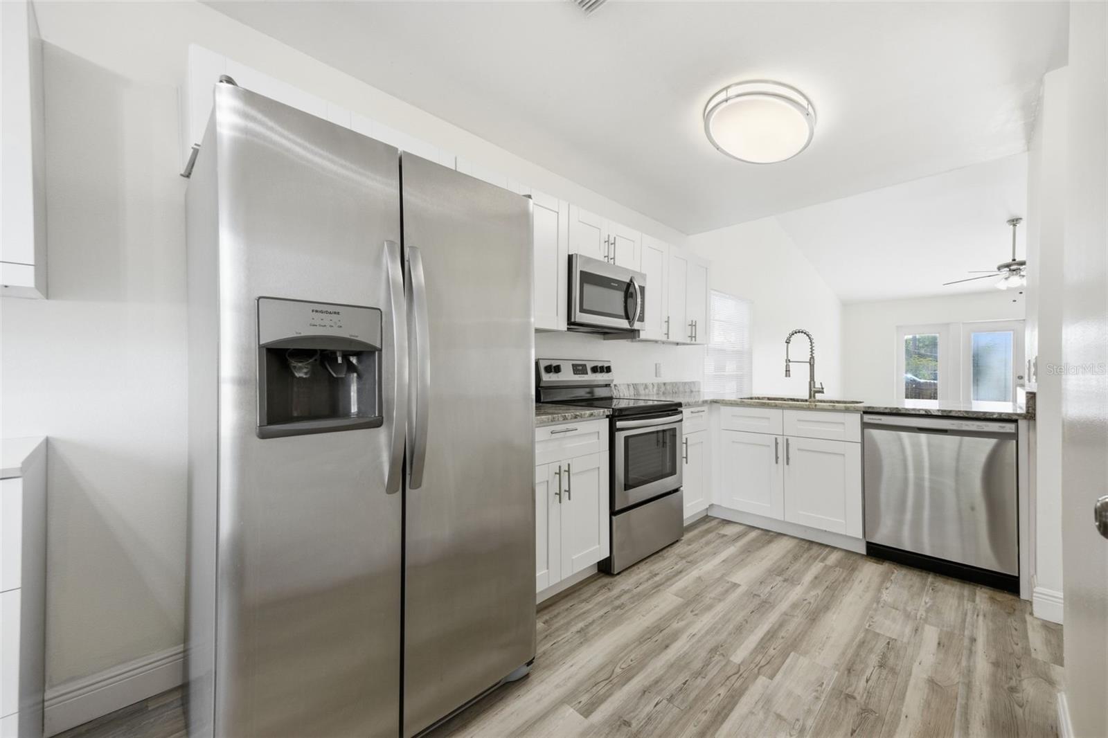 CROSSINGS AT LAKE TARPON - Residential