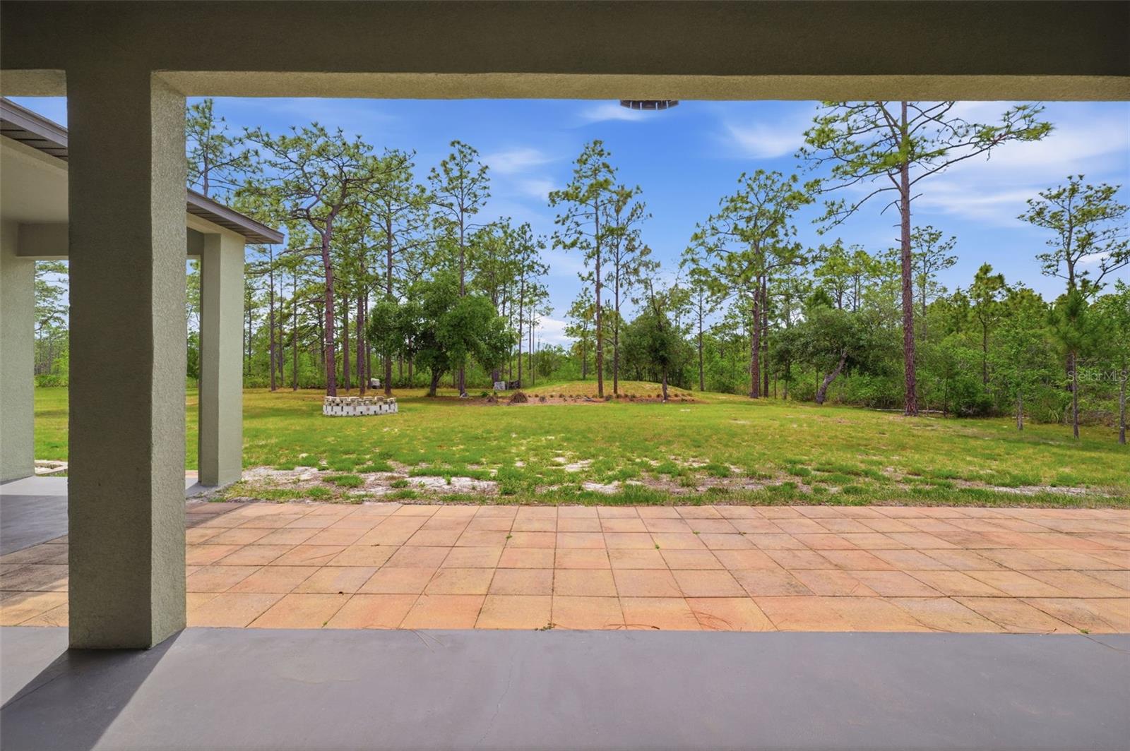 ROYAL HIGHLANDS - Residential