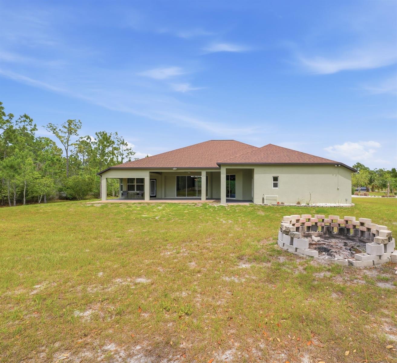 ROYAL HIGHLANDS - Residential