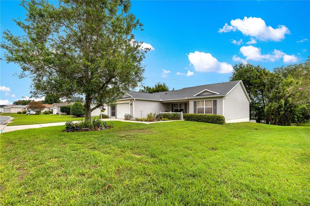 Photo of 9345 SE 177 Simons Lane, The Villages, FL 32162 (MLS # OM709841)