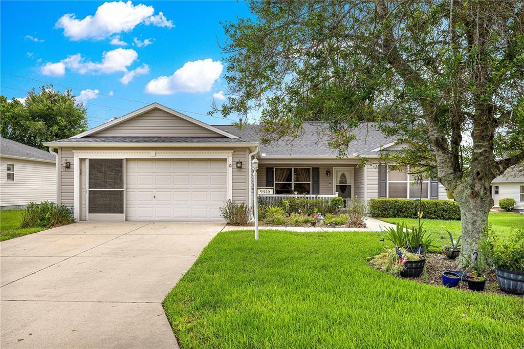 Photo of 9345 SE 177 Simons Lane, The Villages, FL 32162 (MLS # OM709841)