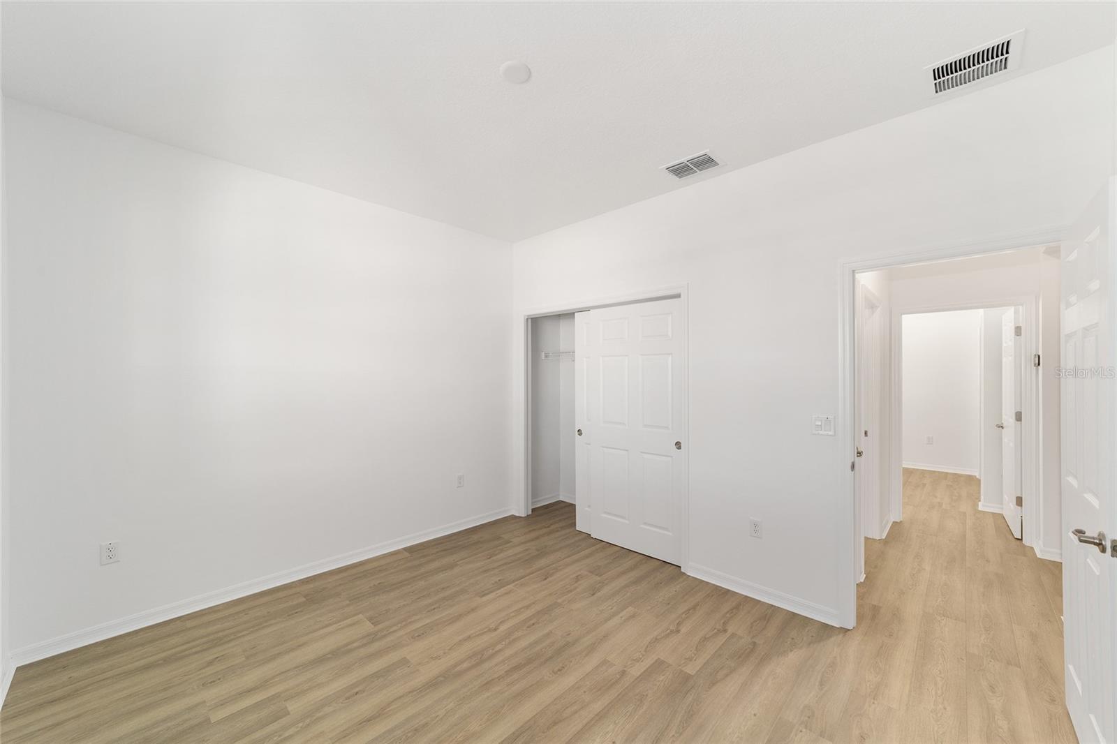 ON TOP OF THE WORLD - Residential