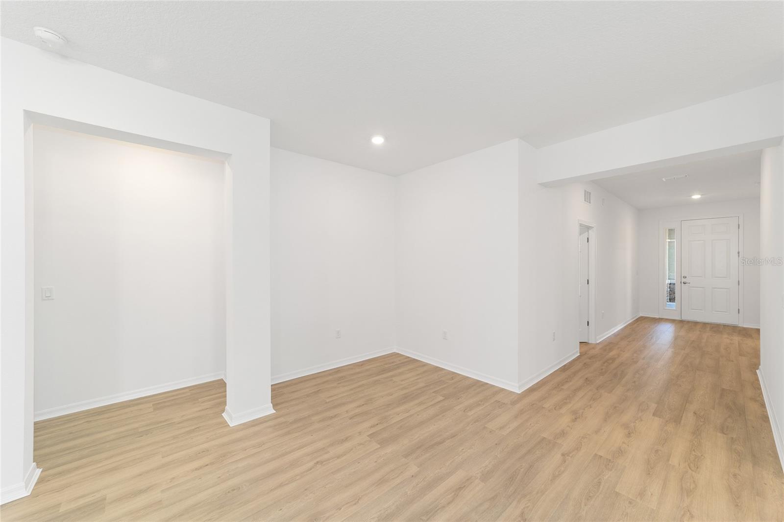 ON TOP OF THE WORLD - Residential