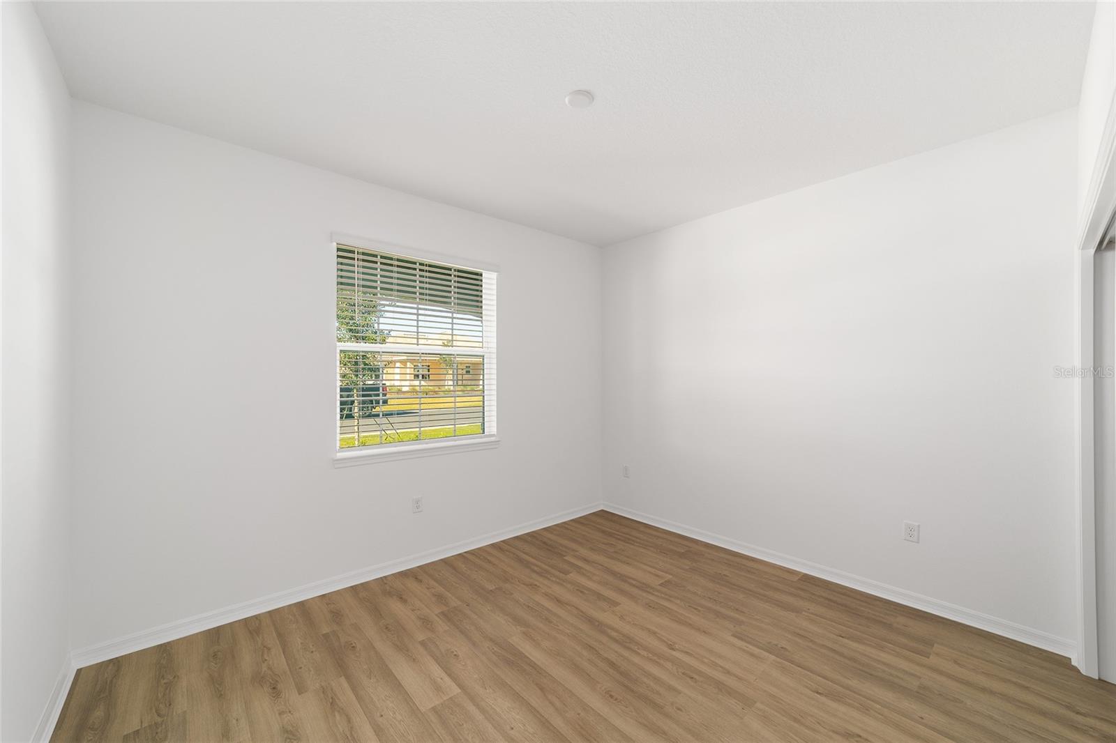 ON TOP OF THE WORLD - Residential