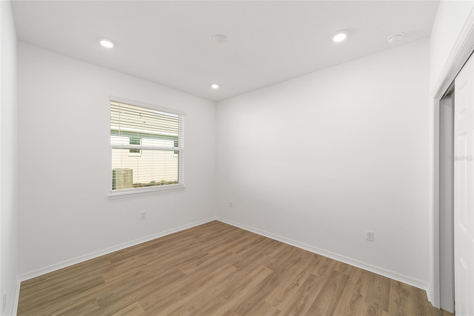 ON TOP OF THE WORLD - Residential